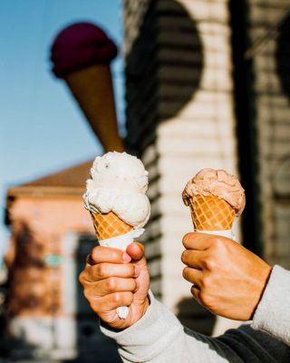 two scoop ice cream flavors- Nature's organic
Source: Insta=@klim_eats