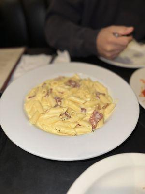 Carbonara pasta