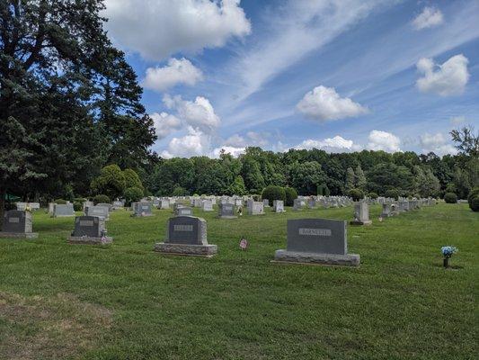 Forest Lawn West Cemetery