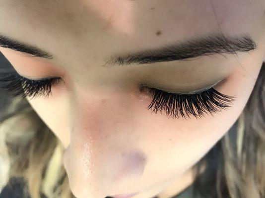 Lashes extension