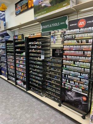 huge selection of paints