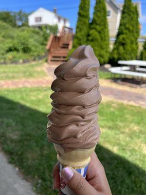 Small chocolate cake cone