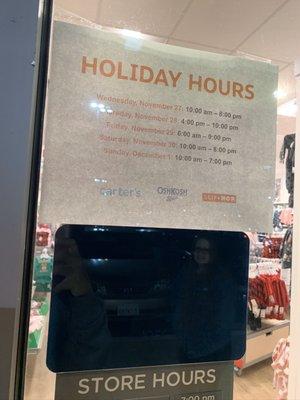 Store holiday hours