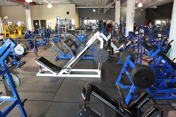 Titans Gym Mentor weight machines