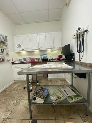 The Animalife Veterinary Center at Mission Hills