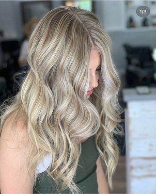 Gorgeous blonde babylights by Robin!