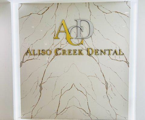 Aliso Creek Dental Logo