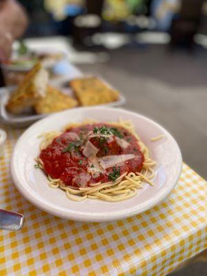 Spaghetti with meatball