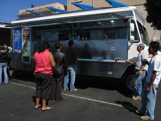 Rico's Tacos at International Blvd and 22nd St in Oakland. This is the one of two taco carts, but further way from Int'l Blvd.