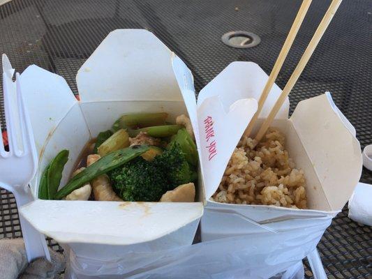 Mugu guy pan and brown rice.