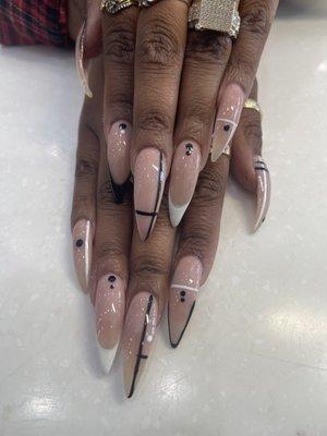 Amazing Nails Lounge