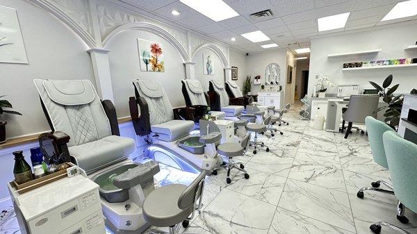 EV Nails And Spa