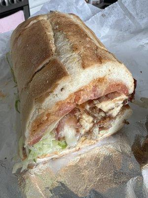 Chicken cutlet hero w/ bacon, mozzarella, lettuce tomato onion, chipotle mayo