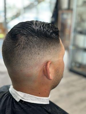 Medium zero fade