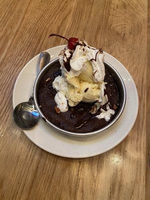 Hot Fudge Brownie Pizookie