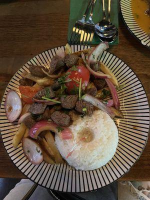 Lomo Saltado