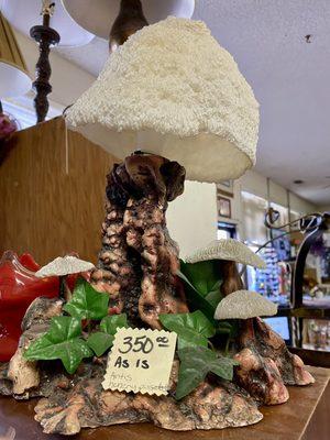 A mushroom lamp from the 1970s