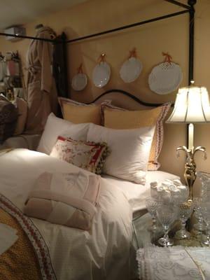 Beautiful bedding!