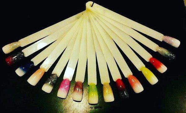 OMBRE ACRYLIC  NAIL SAMPLES and more ... from Christine.