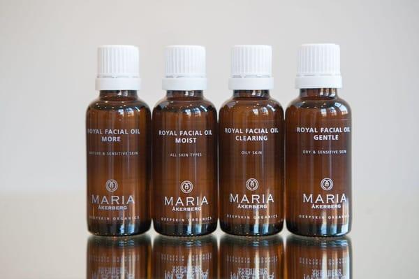 Organic Facial Oil for best anti-aging results!