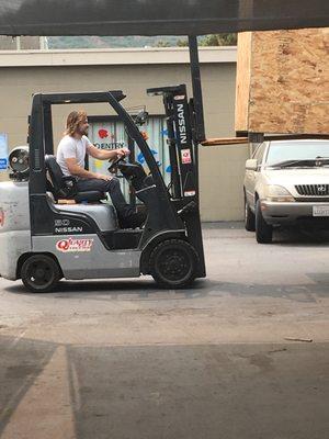 CarTurner.com  Nick on Forklift