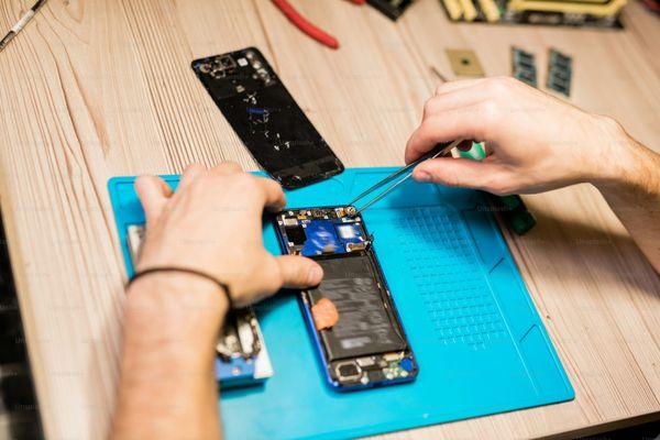 You have a unique phone and it need to be repaired? Don't worry we have experience with all kind of phones.