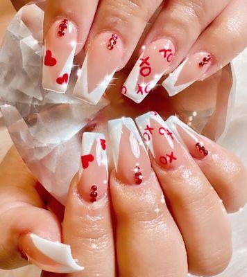 Nails with design