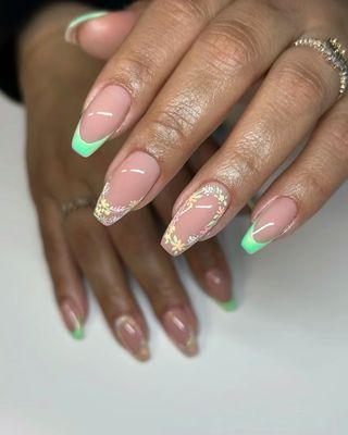 Nails Plus