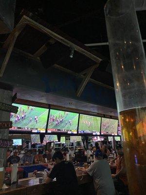 Bar n screens