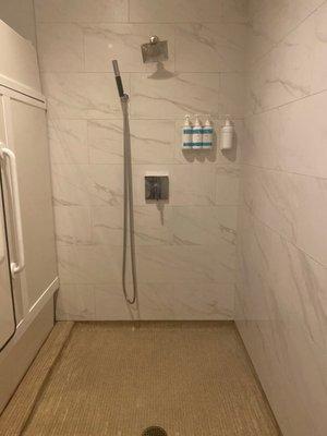 Pod shower