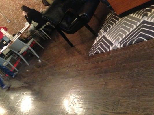 Flooring/carpets