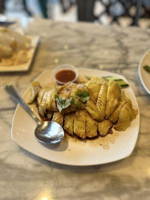 C1 Hainanese Chicken (Half) ()