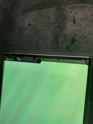 Cracked Samsung S22 Ultra ( We repaired after photo )