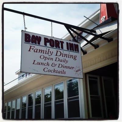 Bayport Inn