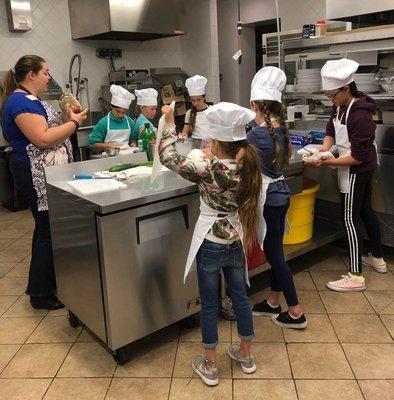 Kids cooking classes at PVAC