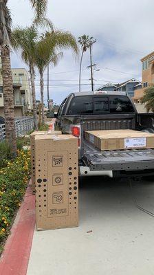 King and queen beds are delivered.