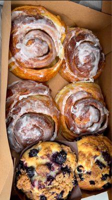 Cinnamon rolls and blueberry muffins