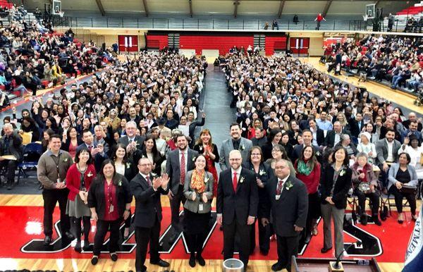 A very Merry Christmas and Happy Holidays to the 500 immigrants who took the oath of allegiance and became US Citizens.