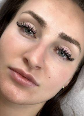 Wet Effect Lashes by Jessica