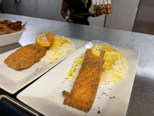 Fried Salmon & Grits