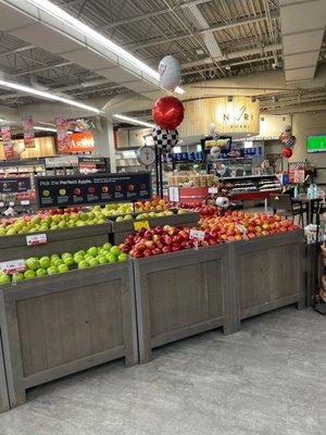 City-Market-like produce displays