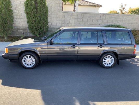 Volvo alloy wheels finished front and back sides in a manner better than the original color/clear coats.