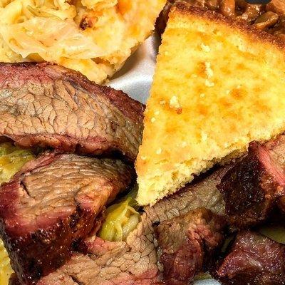 Our delicious Tri-Tip southern plate. www.smokinglasvegas.org