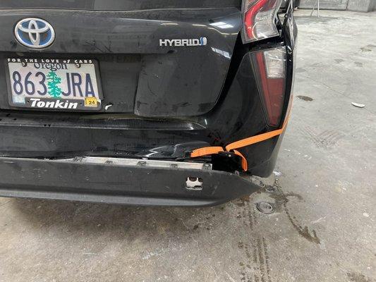 Prius Quarter and Lift Gate Damage Before