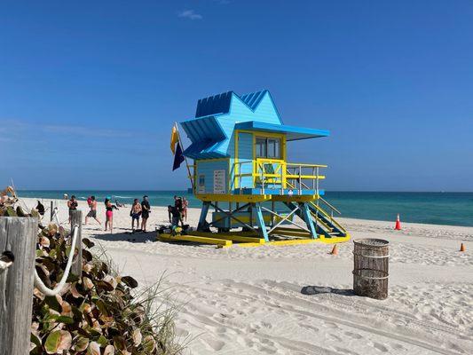 Lifeguard station east of park on 85th street.