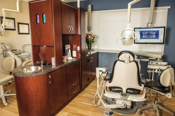 South River Dental Care Room