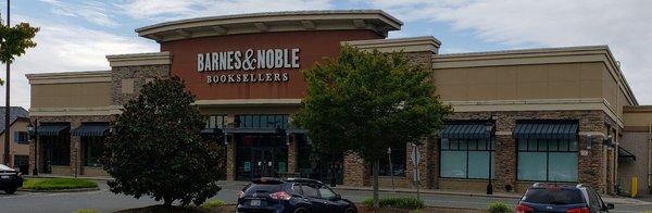 Barnes & Noble