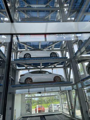 Miami Carvana - Car Vending Machine