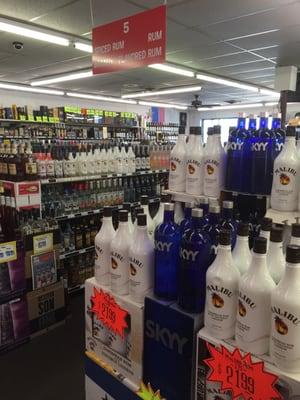 M & R Liquor