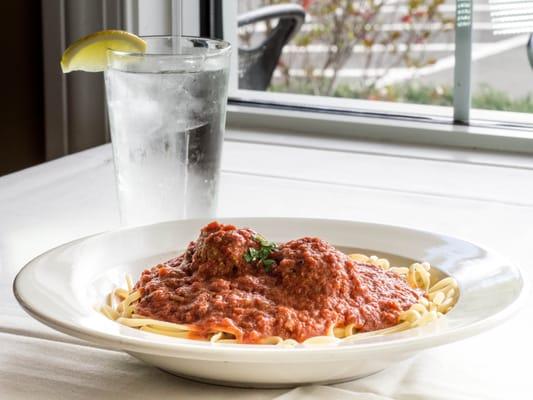 Linguine with homemade meatballs and sauce